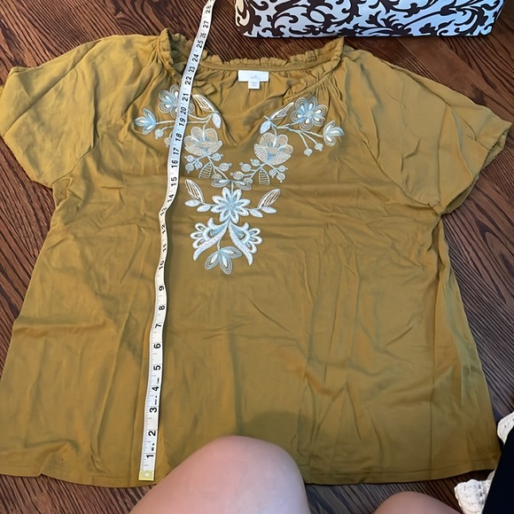 J Jill Mustard Yellow Embroidered Knit Top - Picture 7 of 7